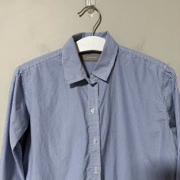 Everlane Women’s Oxford Top Blue and White Stripe Size 2 Long Sleeve Collar - Picture 2 of 5